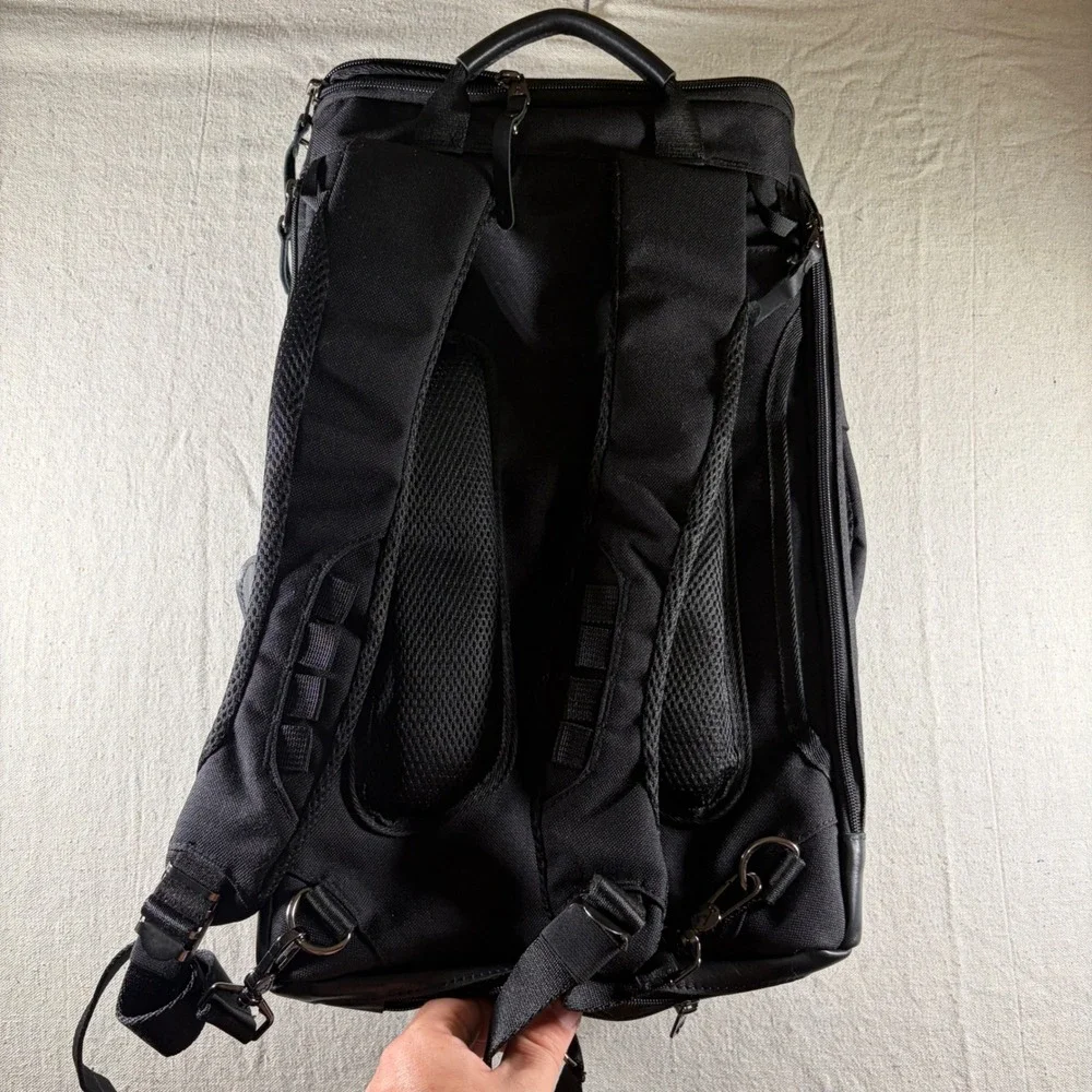 Anvanda V2 Backpack Unisex Medium Kodura Black Leather USB Charging Port NWT
